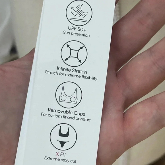 Calvin Klein Women's Standard Bra Top with Removable Soft Cups - Picture 9 of 14